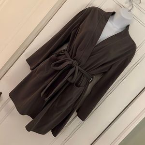 Gray robe with pockets, size small